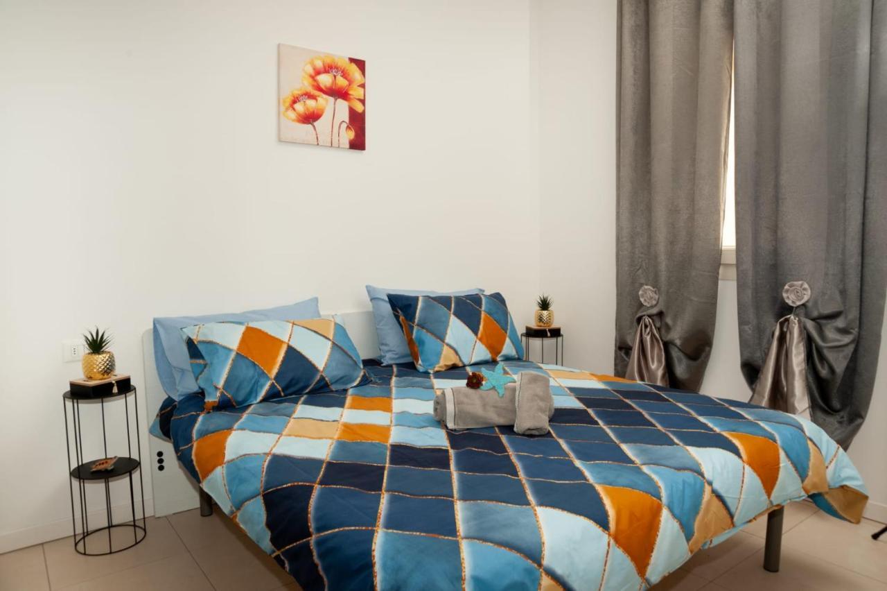 Residence Baia Delle Mimose Badesi Luaran gambar